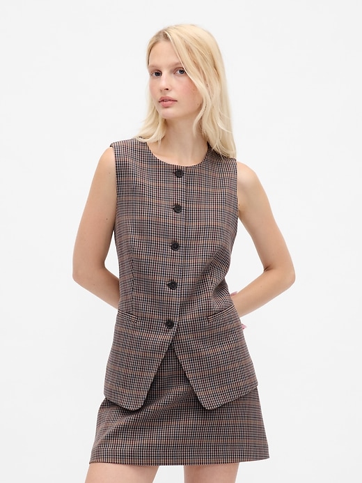 High-Neck Vest