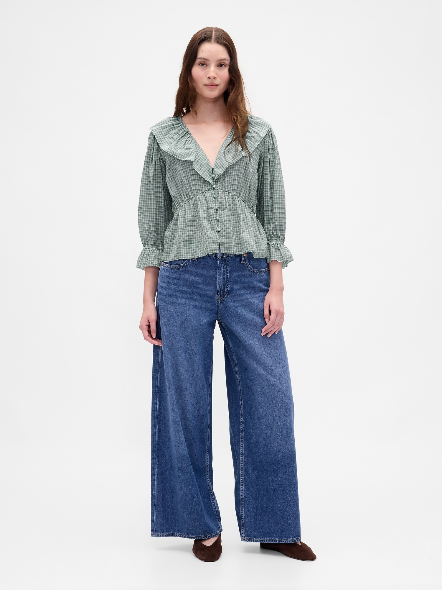 Ruffle Collar V-Neck Top