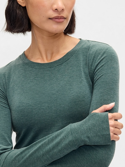 Image number 3 showing, GapFit Breathe T-Shirt