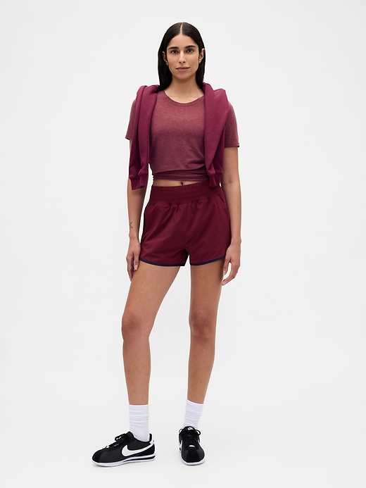 Image number 2 showing, GapFit Breathe T-Shirt