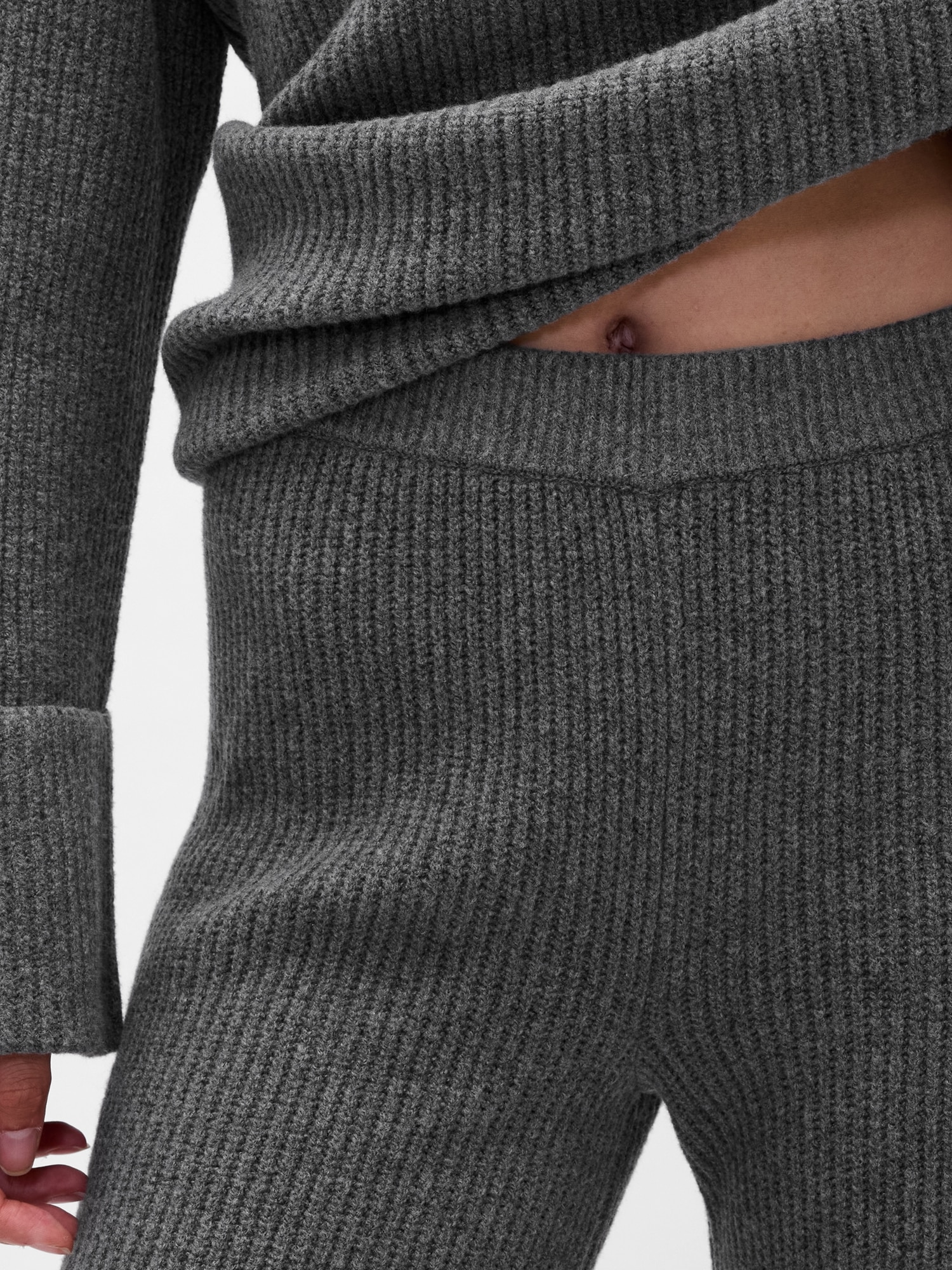 Женские брюки Gap CashSoft Shaker-Stitch Sweater Pants, цвет: Угольный меланжевый серый — фото 4