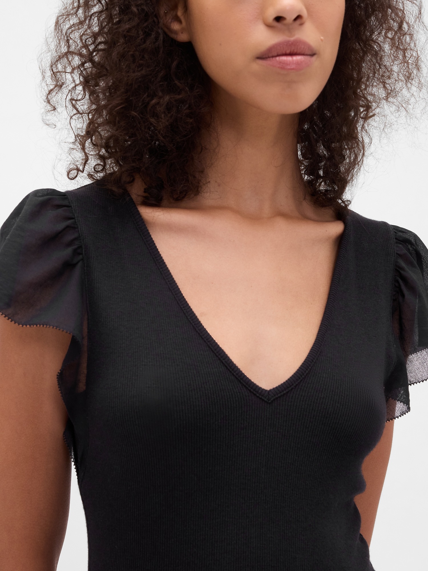 Женское платье Gap Modern Mixed Media Ruffle Maxi, цвет: Насыщенный чёрный — фото 3