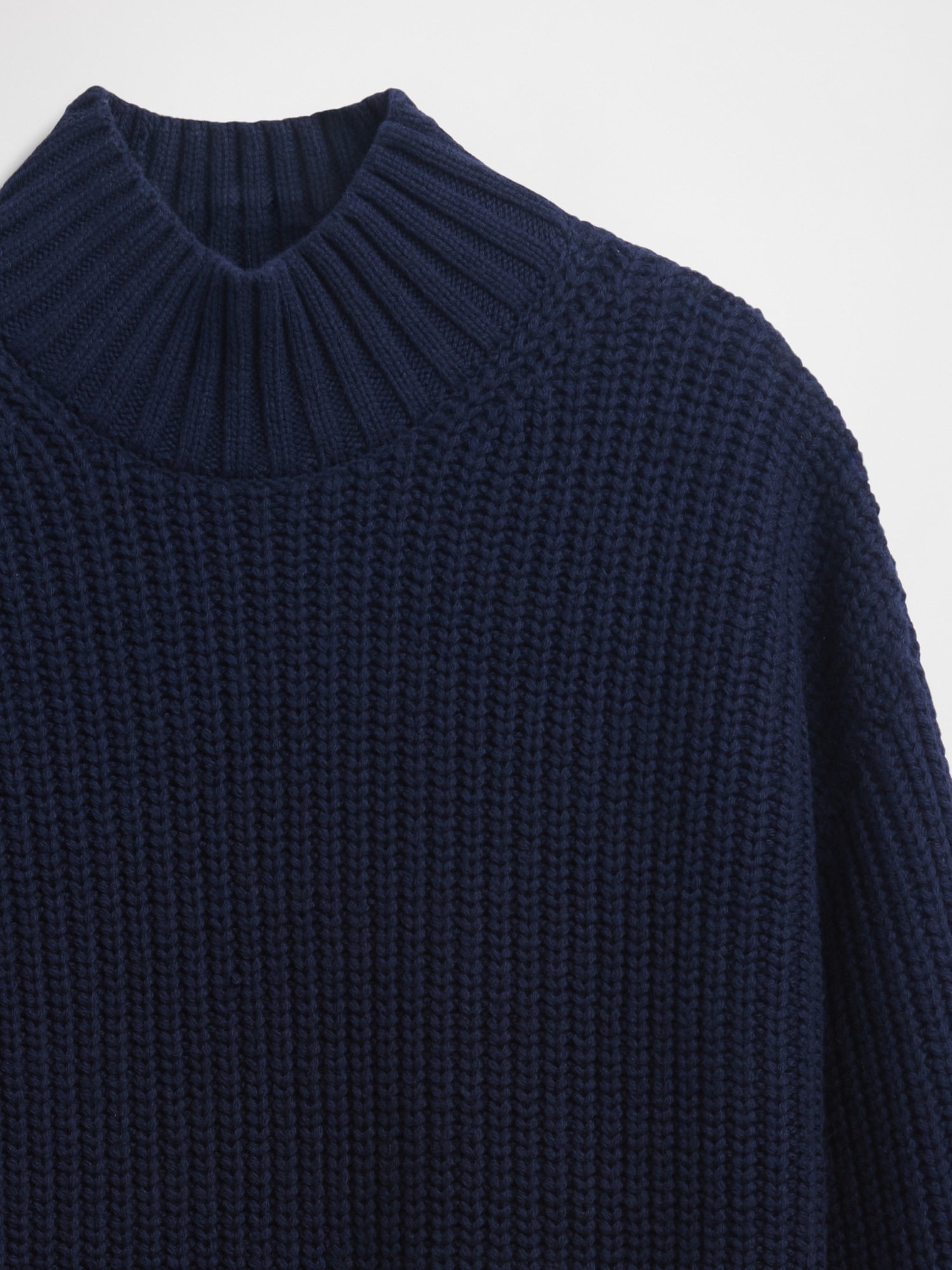 Женское платье Gap Oversized Turtleneck Sweater Mini, цвет: Тёмно-синий — фото 3