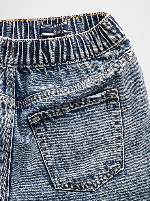 Image number 4 showing, Kids Easy Barrel Jeans