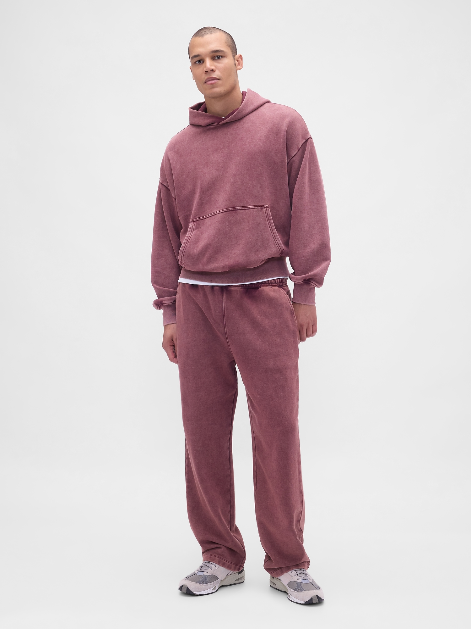 Gap Heavyweight Relaxed Sweatpants In Burgundy