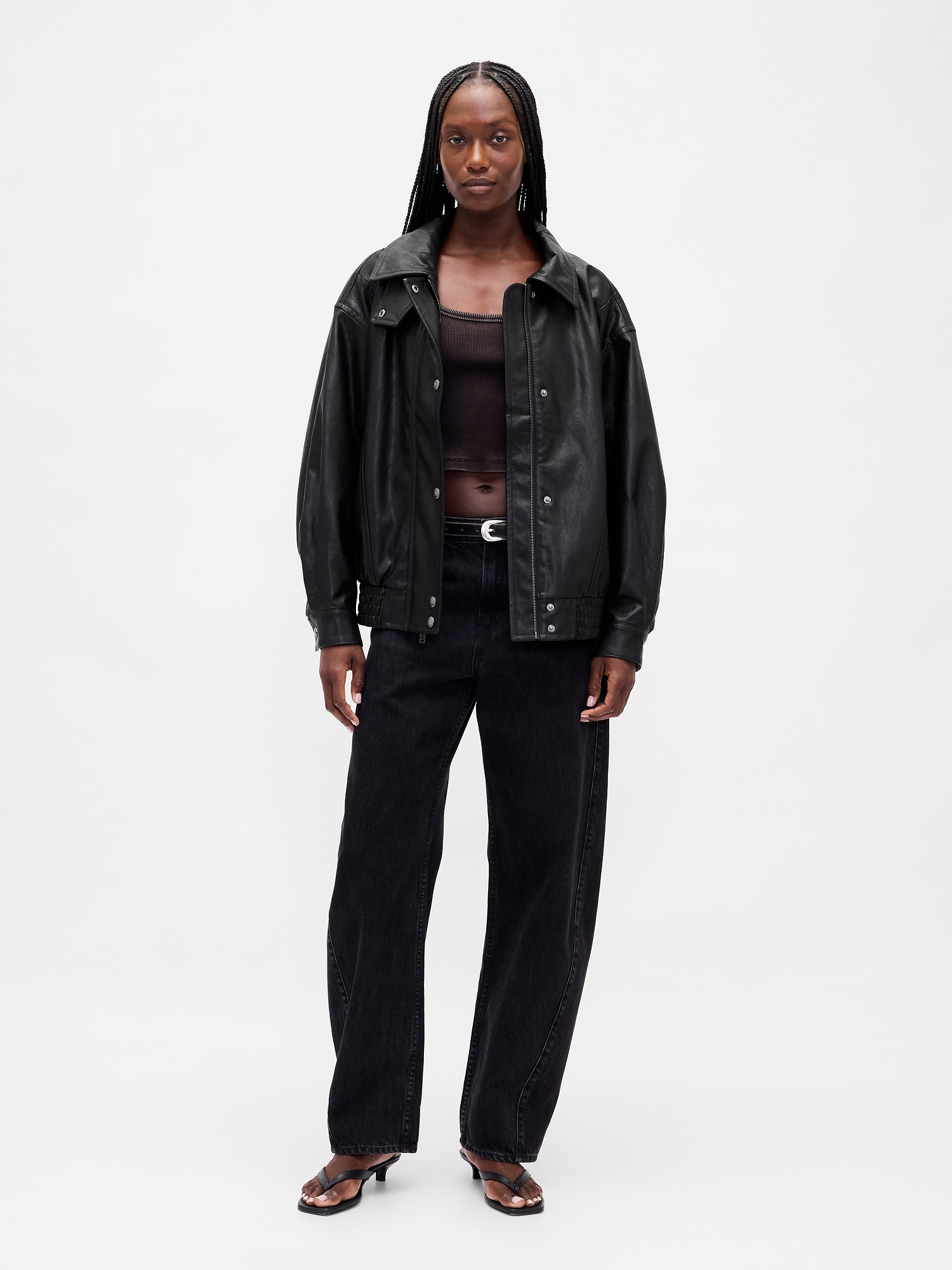 Женская куртка Gap Oversized Vegan Leather, цвет: Насыщенный чёрный — фото 2