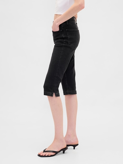 Image number 3 showing, High Rise Cropped Capri Jeans