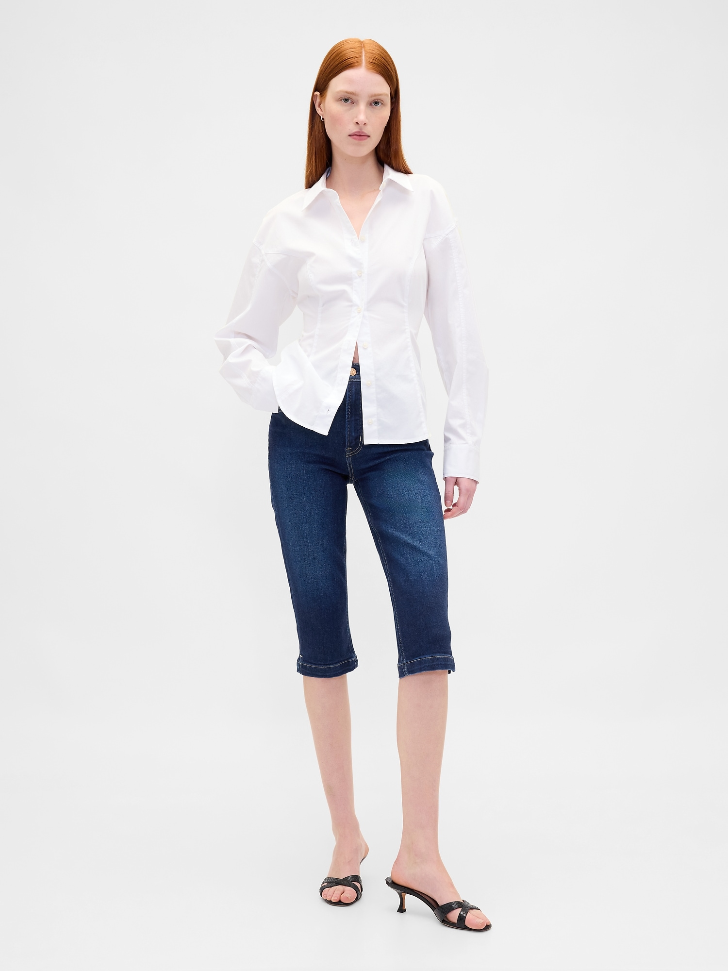 High Rise Cropped Capri Jeans - Medium Wash