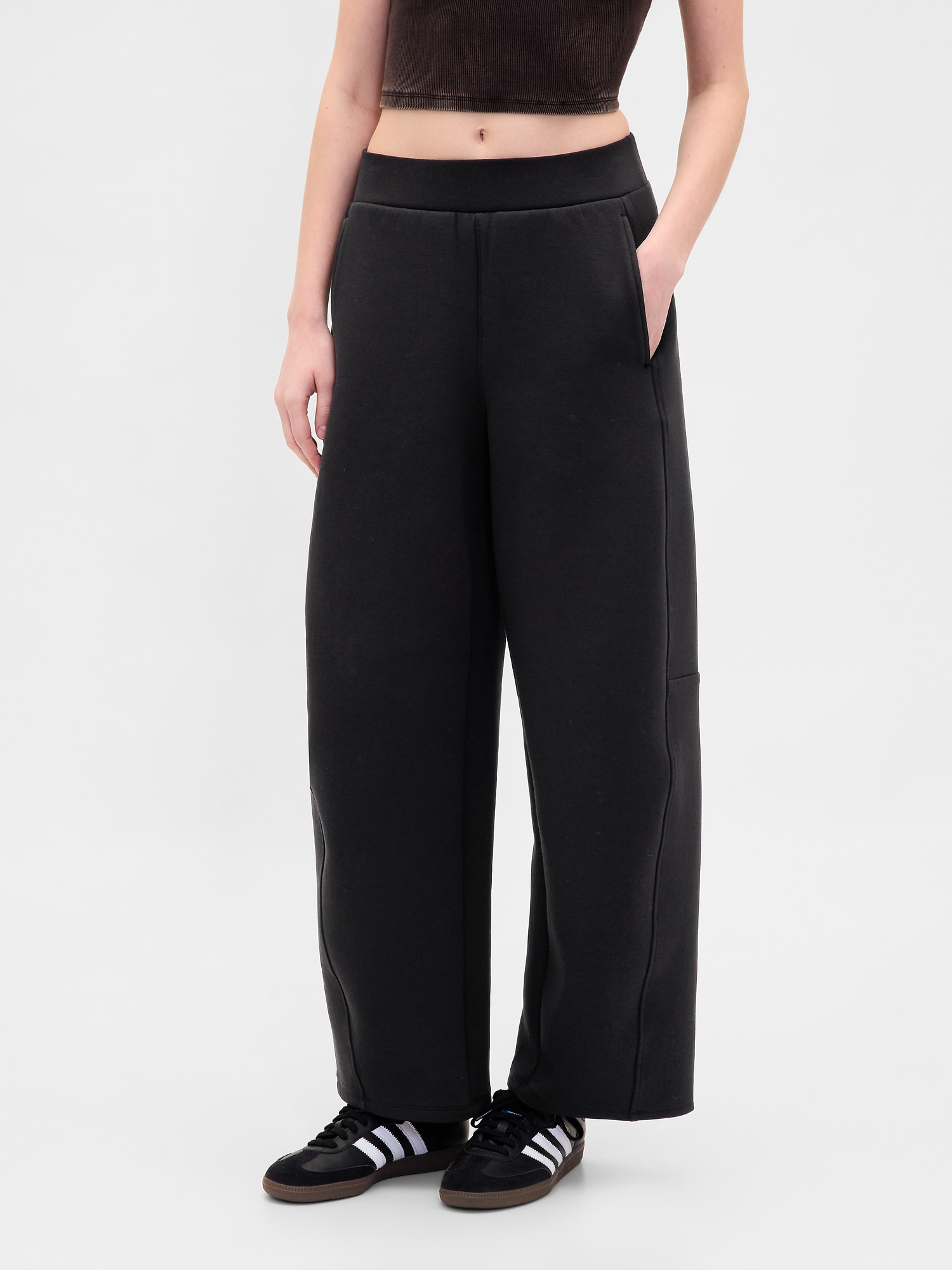 GapFit Barrel Sweatpants
