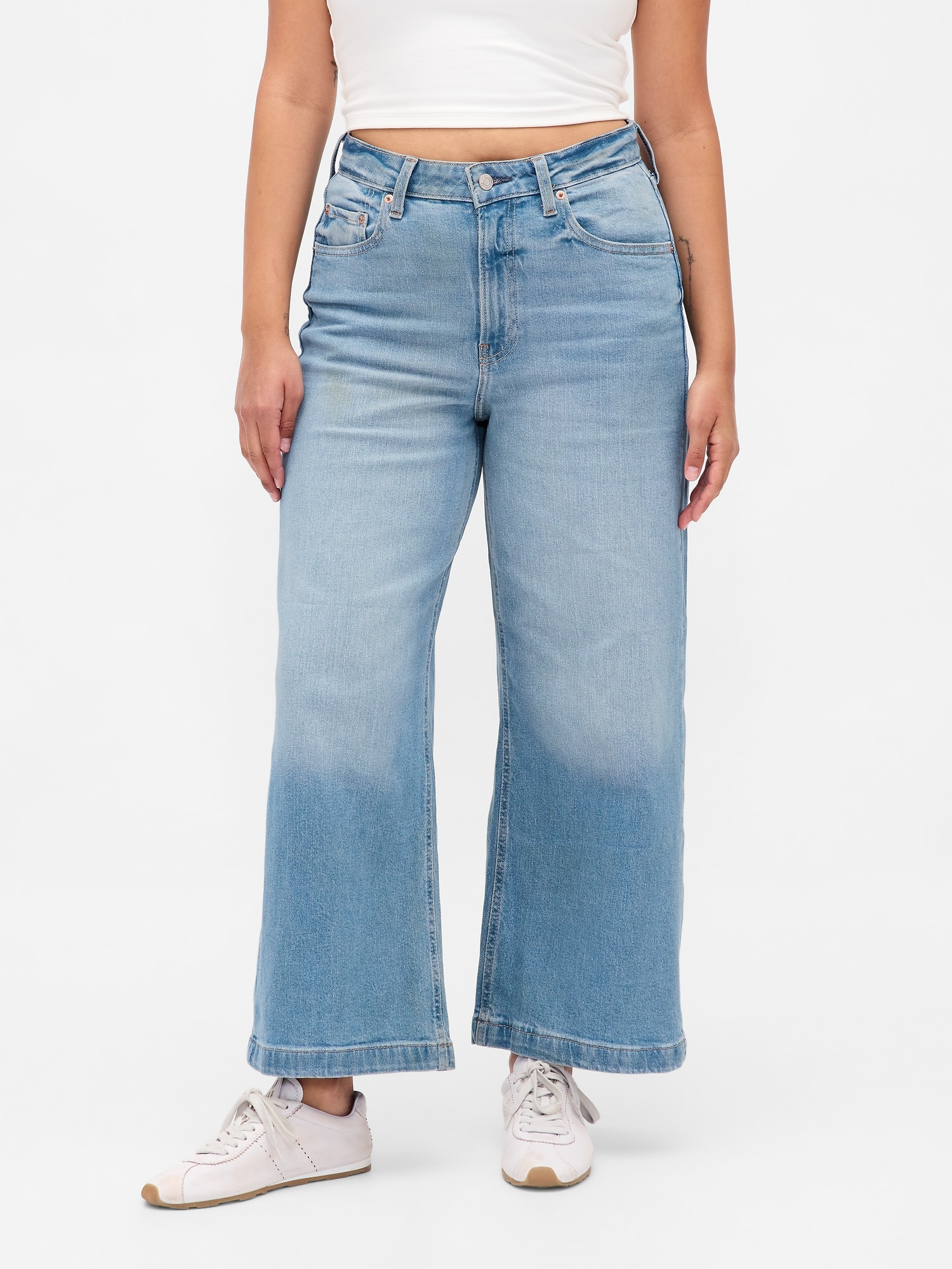 Женские джинсы Gap Curvy High Stride Wide-Leg Ankle Jeans — фото 2