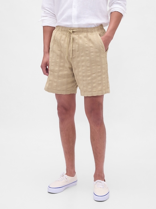 Image number 2 showing, 7" Textured Easy Shorts