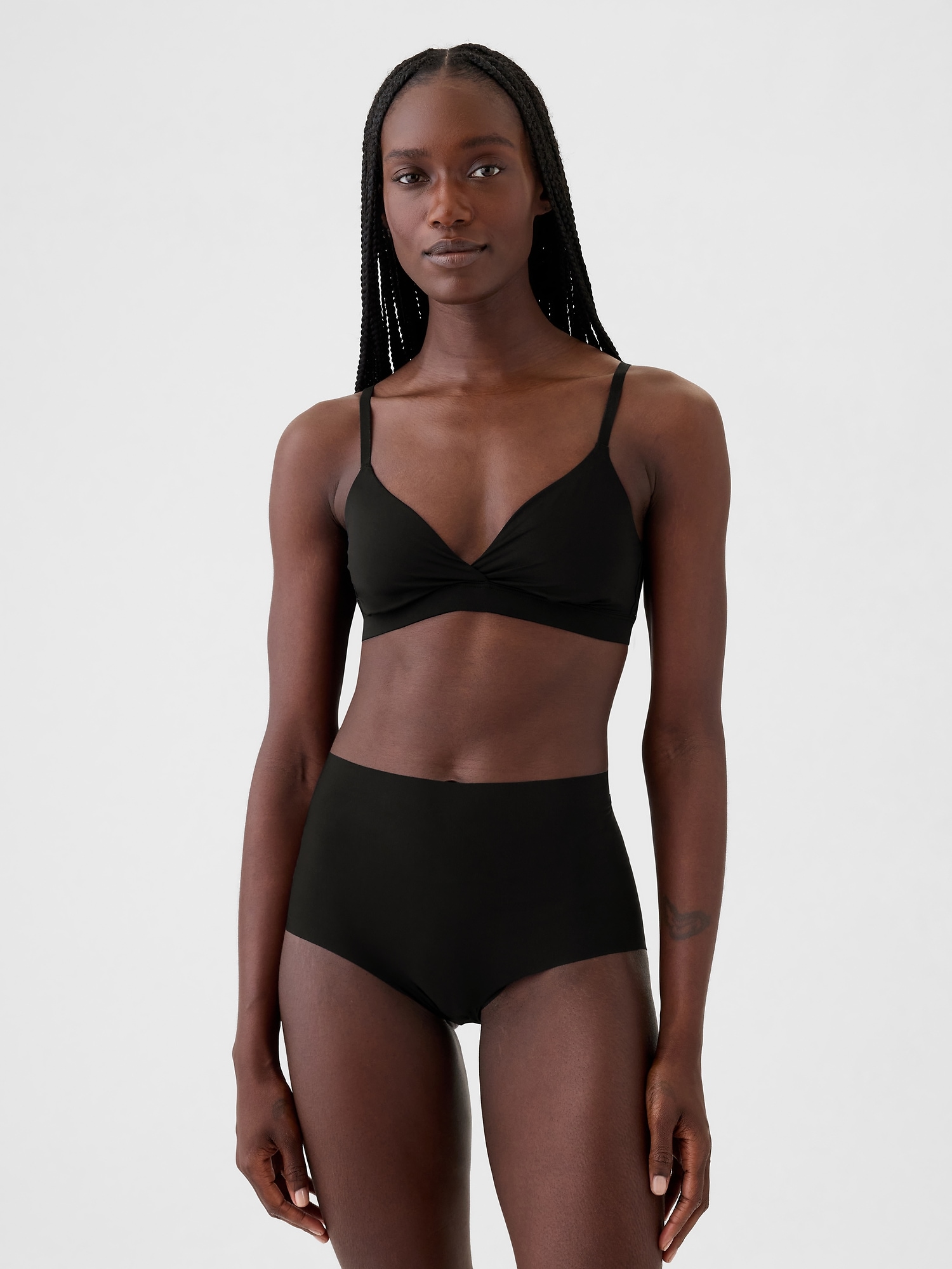 SecondSkin Crossover Bralette - True Black