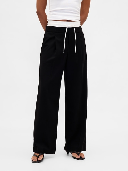 2 of 8 showing, with the color Black of product Mid Rise Easy Boxer Pants