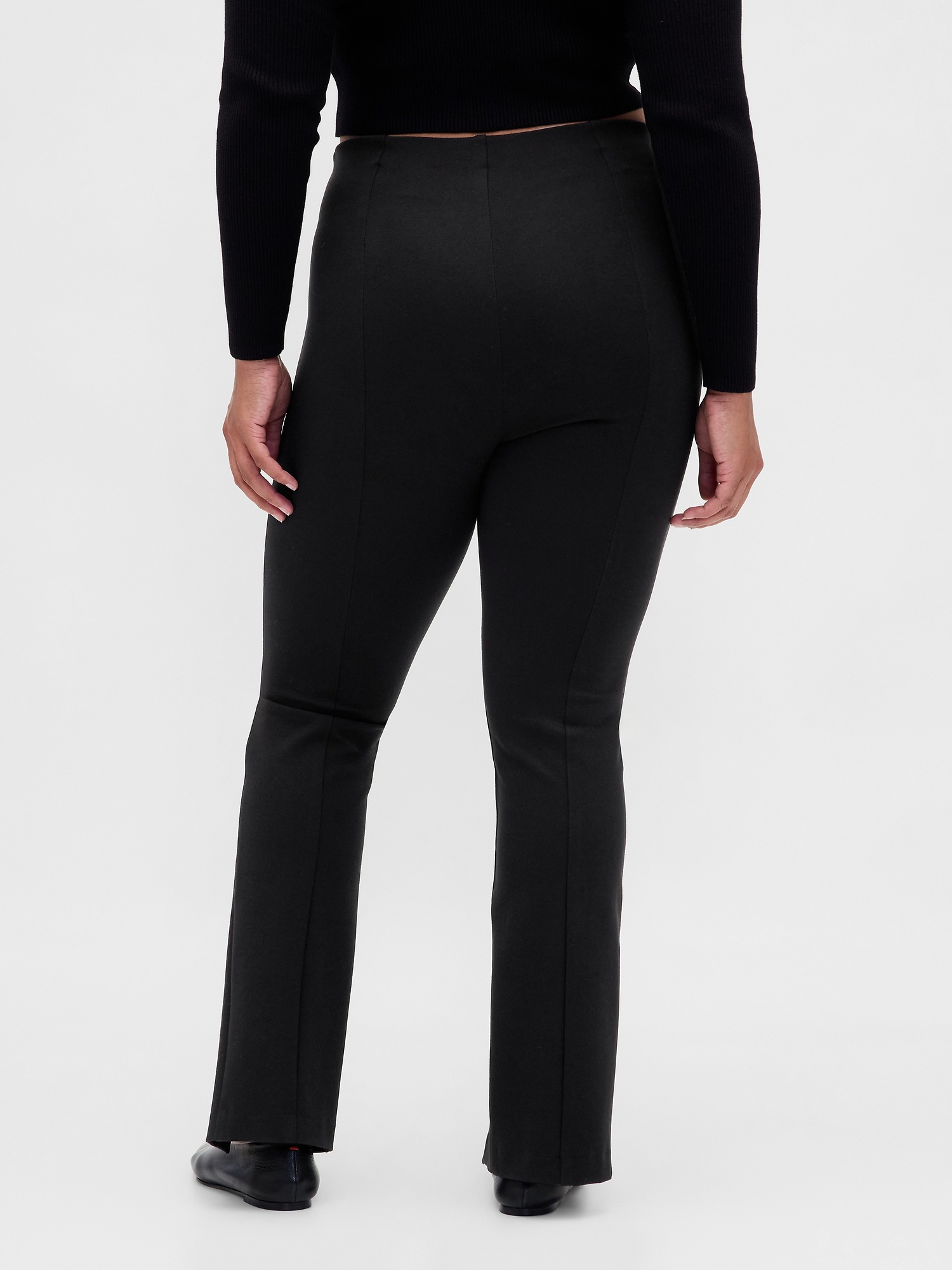Женские брюки Gap High Rise Double Knit Split-Hem Flare, цвет: Чёрный — фото 5