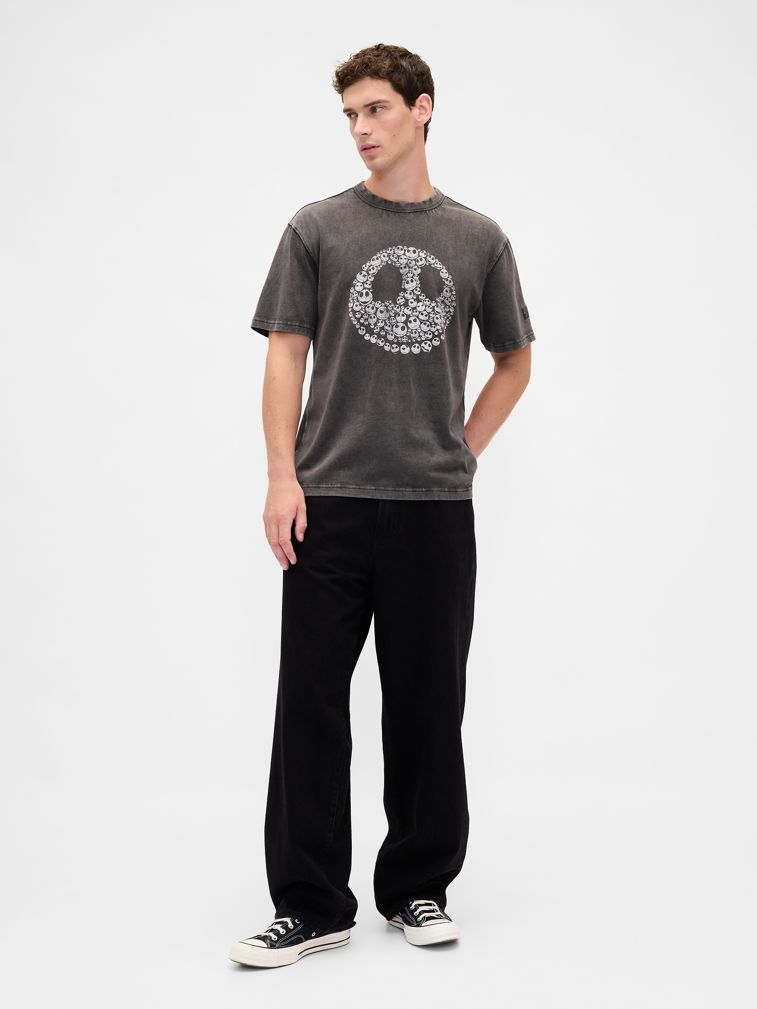 Gap × Disney Tim Burton’s The Nightmare Before Christmas Skull T-Shirt