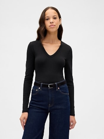Modern V-Neck Shrunken T-Shirt