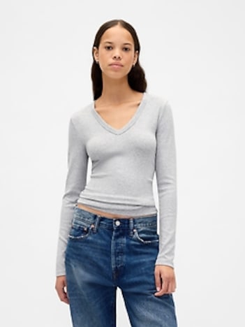 Modern V-Neck Shrunken T-Shirt