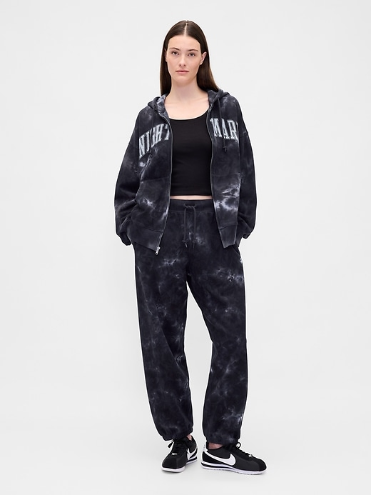 Image number 6 showing, Gap × Disney Tim Burton’s The Nightmare Before Christmas Heavyweight Skull Baggy Joggers