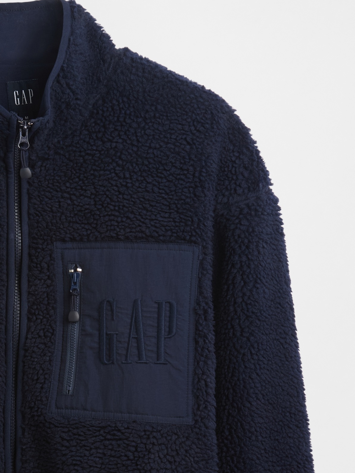 Мужские куртки Gap Recycled Sherpa Oversized Logo Zip Jacket — фото 4