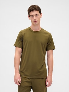 GapFit Performance T-shirt