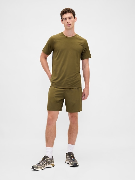 Image number 2 showing, GapFit Performance T-shirt