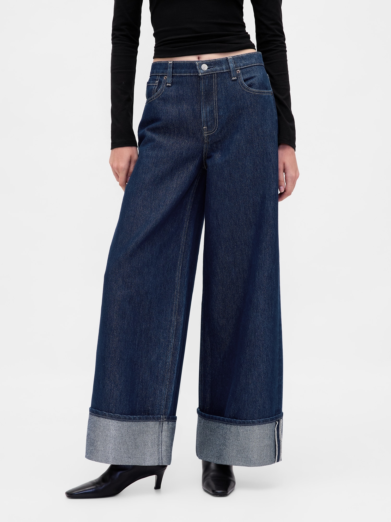 Mid Rise Metallic Cuffed Baggy Jeans