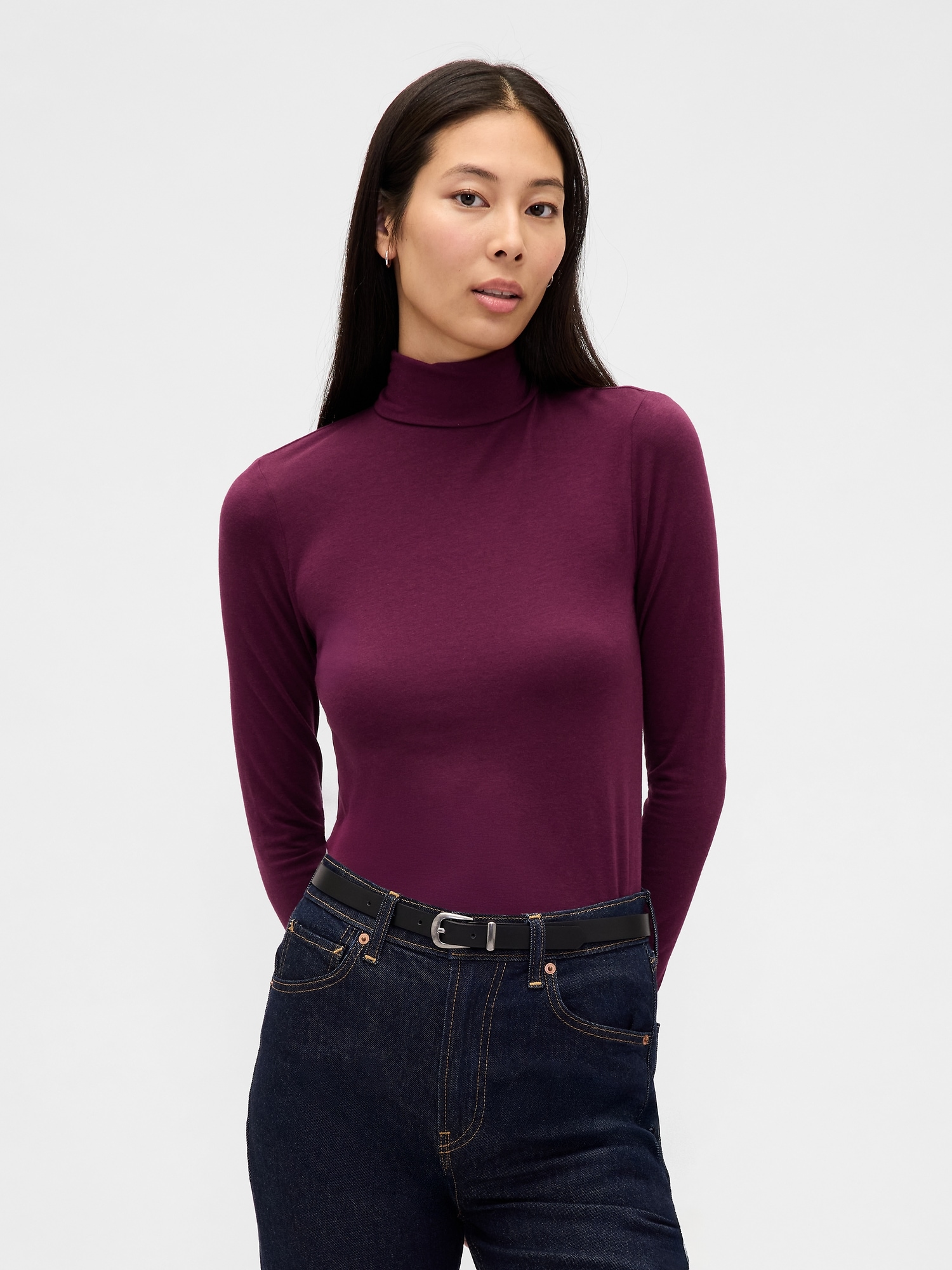 Featherweight Turtleneck - Tuscan Red