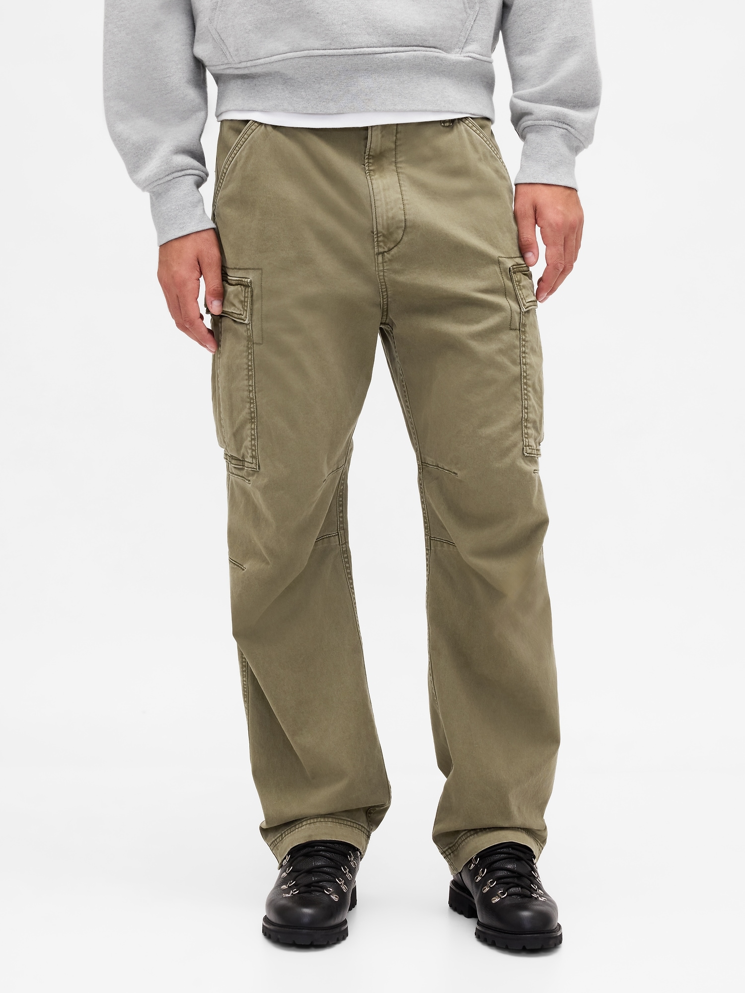 Relaxed Cargo Pants