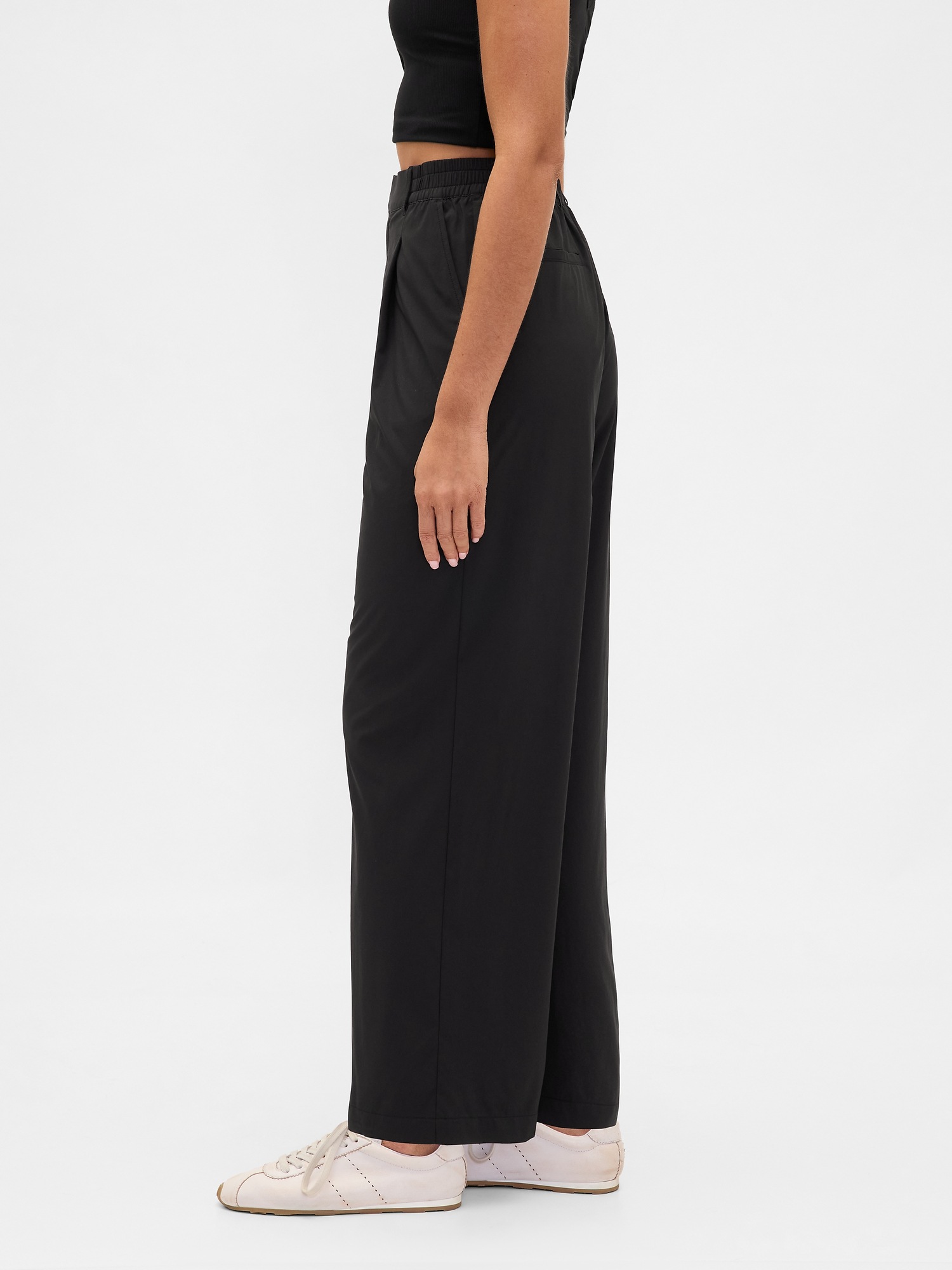 Женские брюки Gap GapFit High Rise Runaround Relaxed Trouser, цвет: Чёрный — фото 3