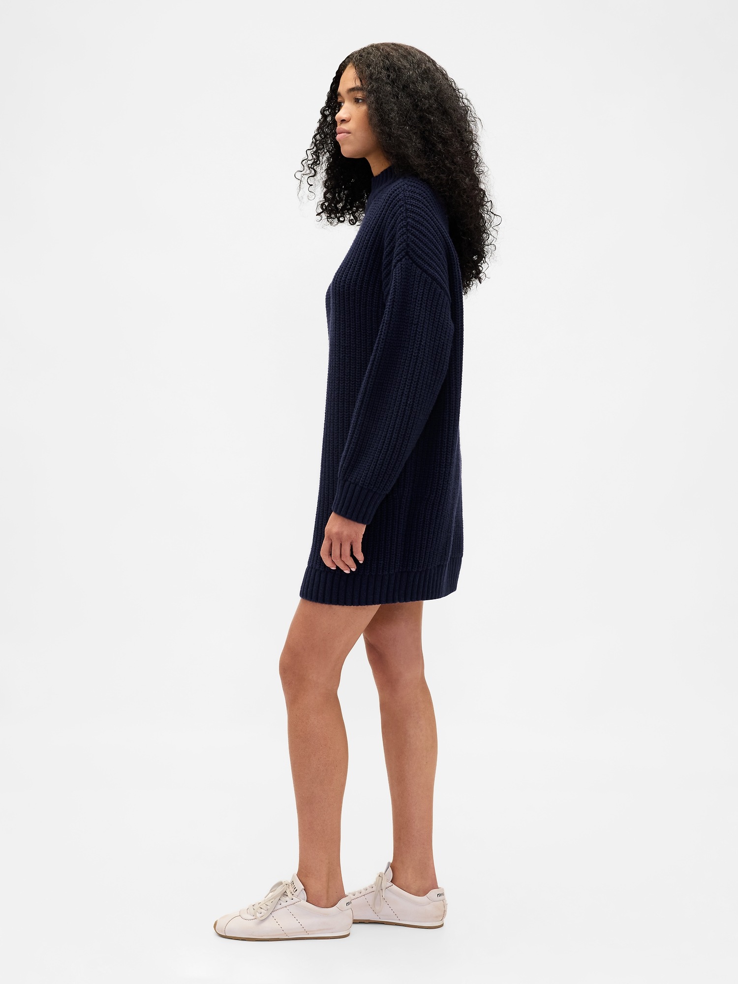 Женское платье Gap Oversized Turtleneck Sweater Mini, цвет: Тёмно-синий — фото 2