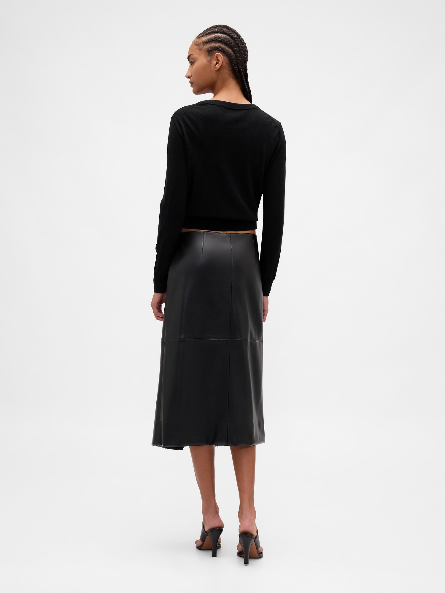 Женские юбки Gap Recycled Vegan Leather Midi Wrap Skirt — фото 2