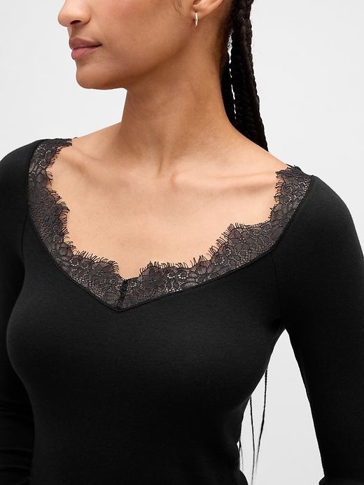 Image number 4 showing, Modern Lace-Trim Top