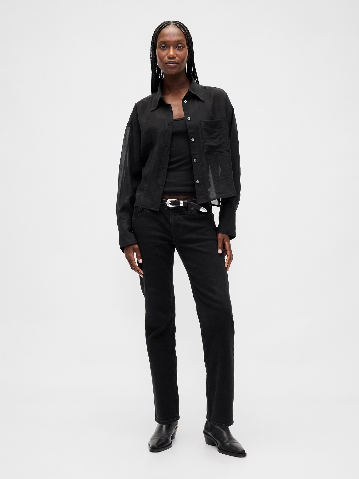 Женская рубашка Gap Sheer Straight-Hem Crop Shirt, цвет: Насыщенный чёрный — фото 2