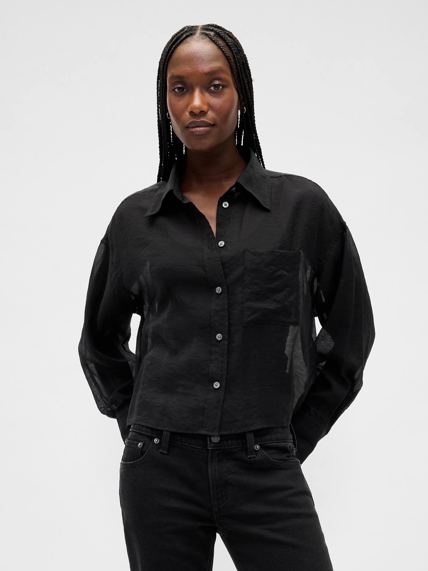 Женская рубашка Gap Sheer Straight-Hem Crop Shirt, цвет: Насыщенный чёрный