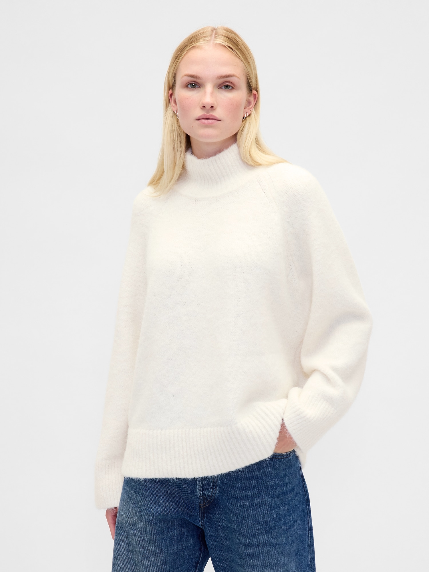 Fuzzy Oversized Turtleneck Sweater - Chino Beige