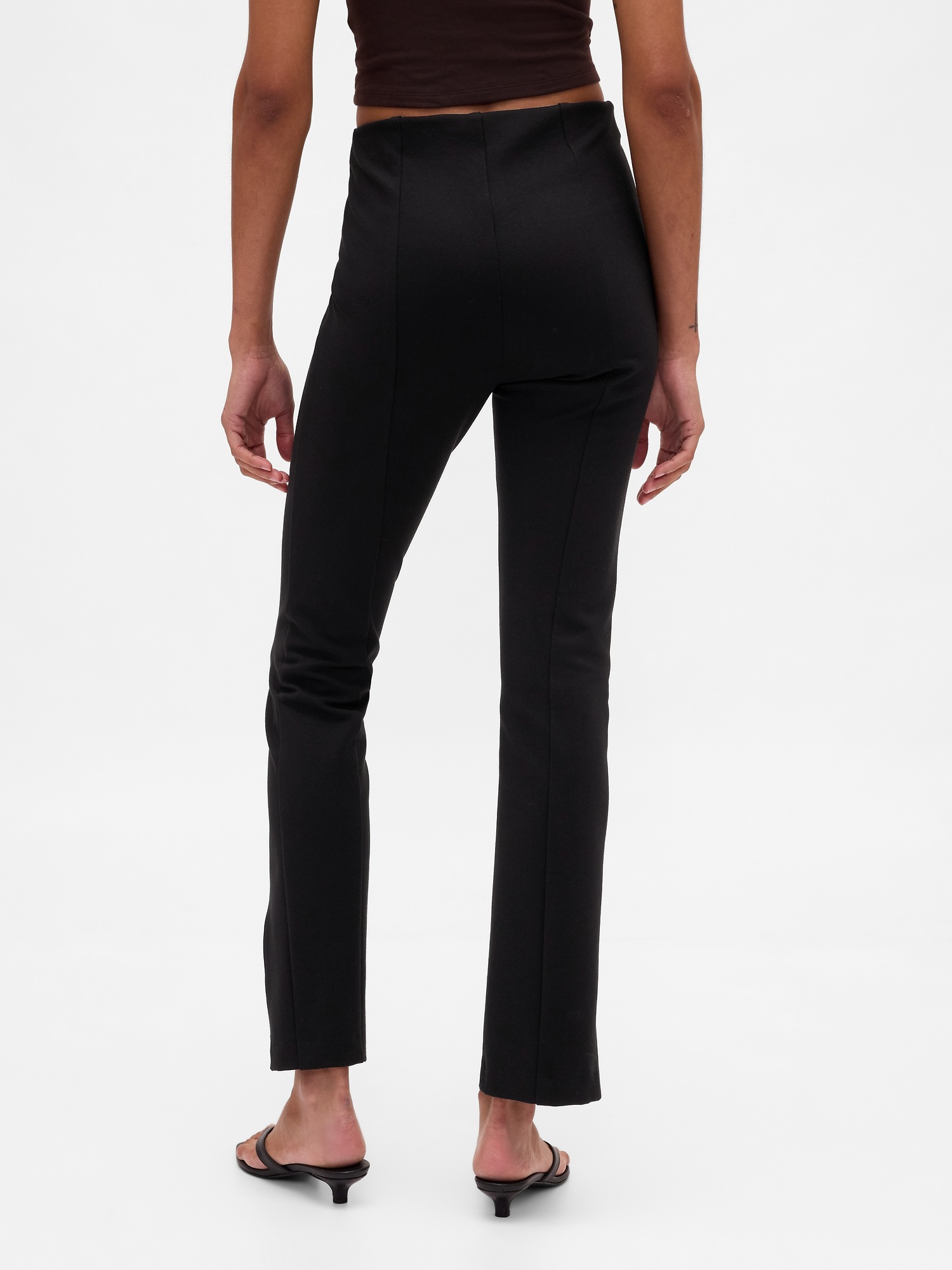 Женские брюки Gap High Rise Double Knit Split-Hem Flare, цвет: Чёрный — фото 4