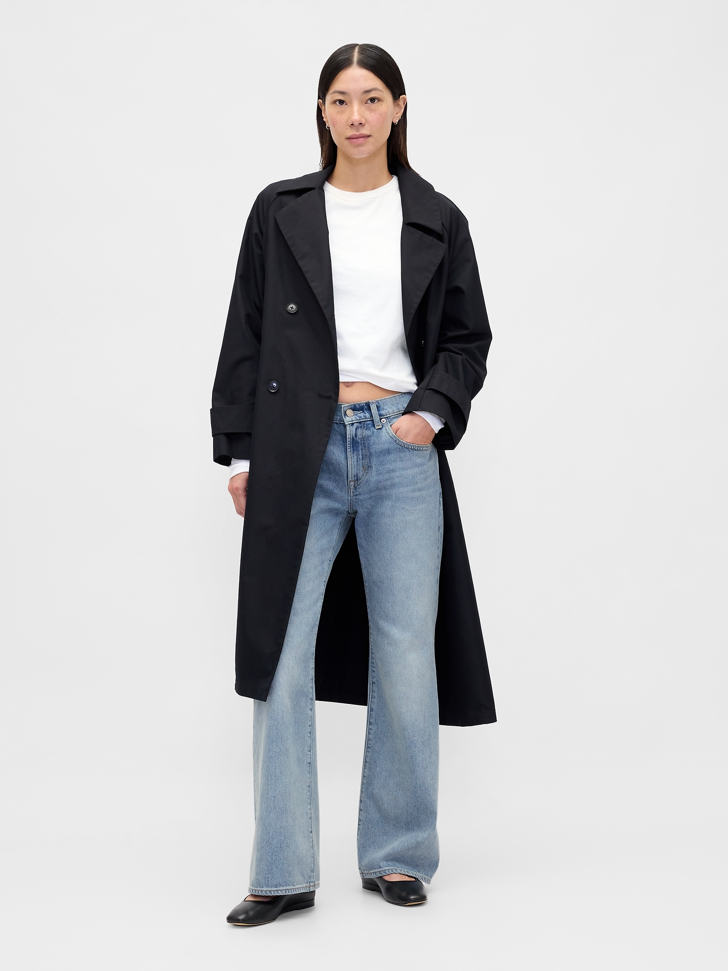 Gap Mid Rise Relaxed Flare Jeans In Black