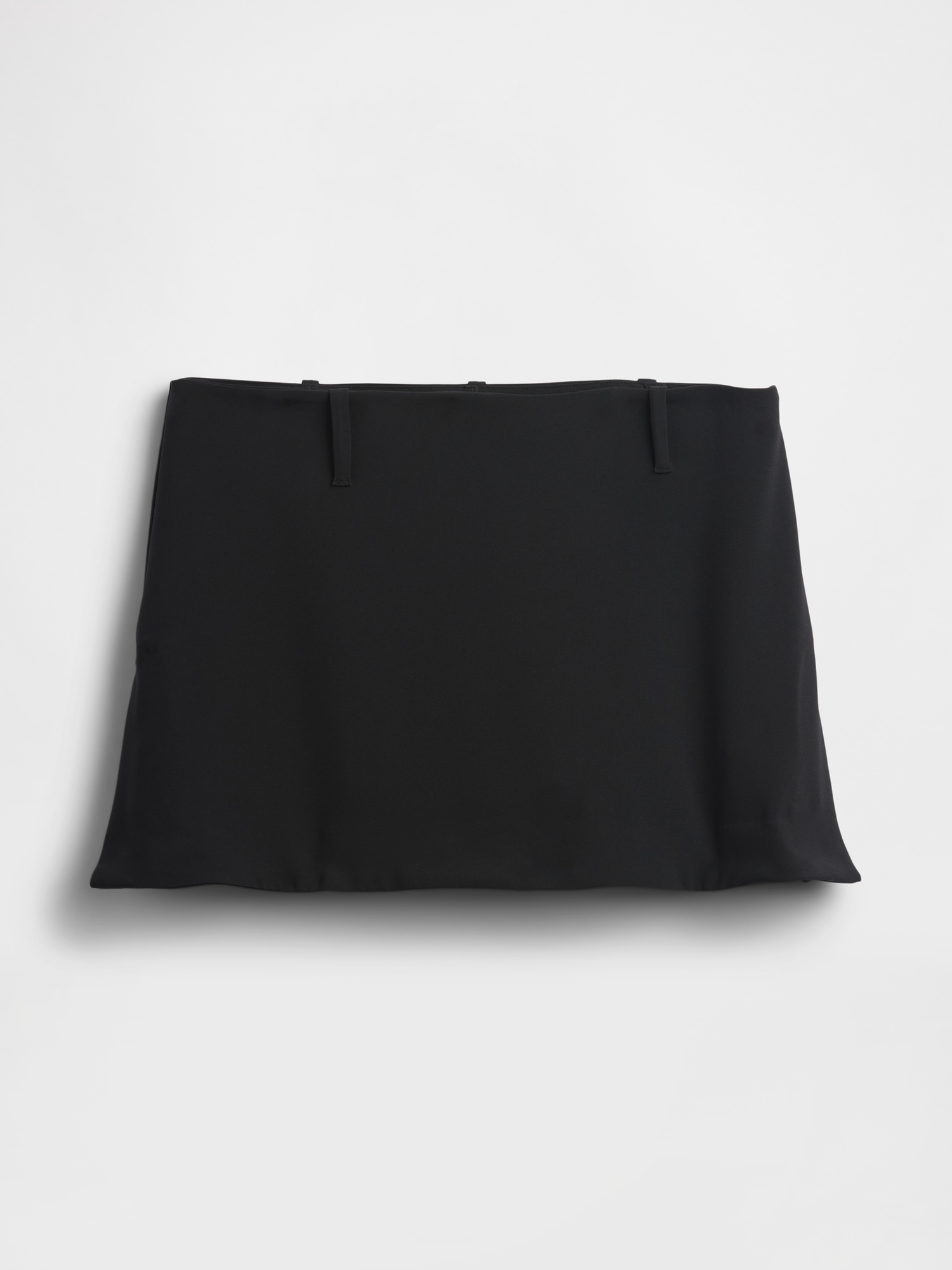 Gap Low Rise Twill Mini Skort In Black