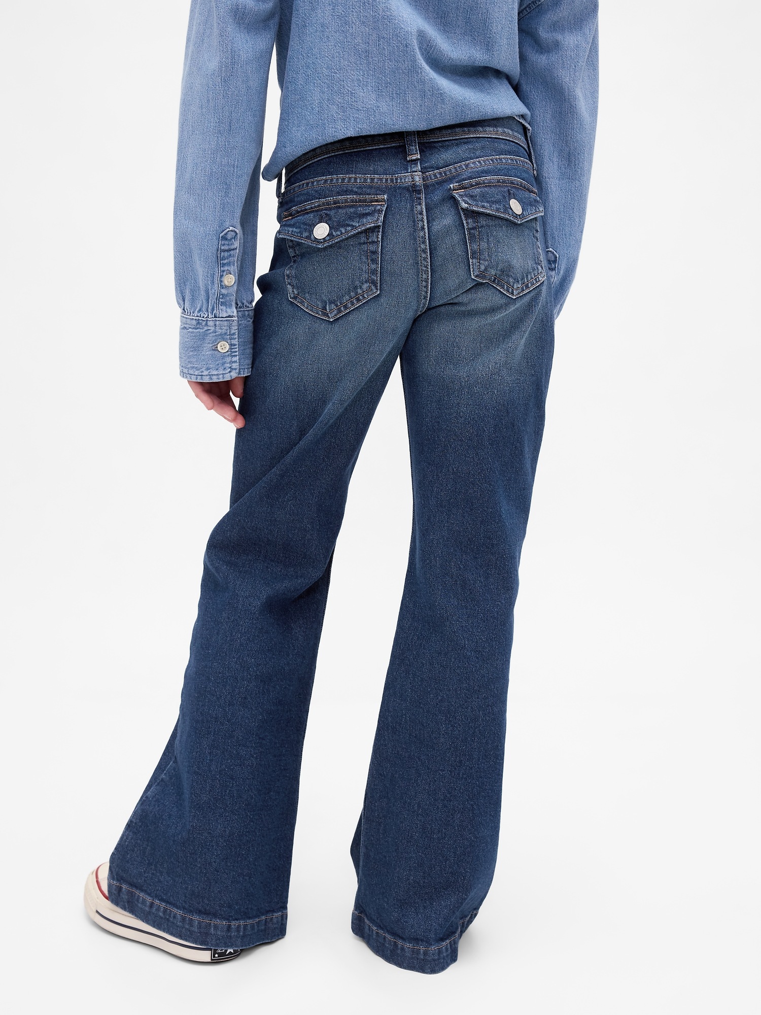Детские джинсы Gap Kids Low Rise Relaxed Flare Jeans — фото 4
