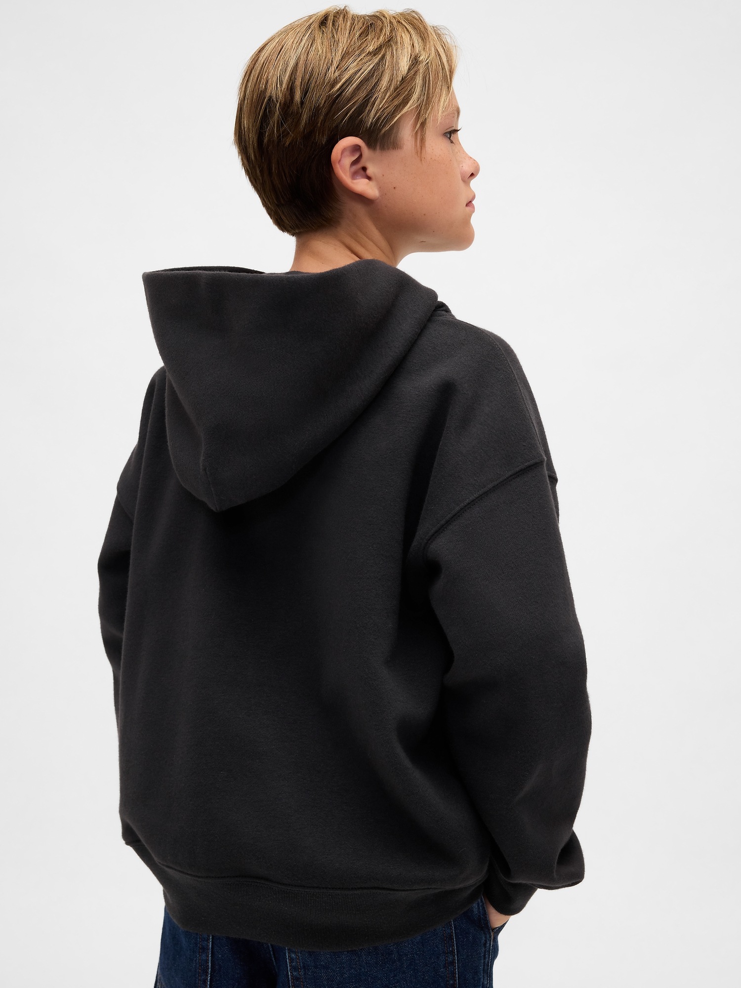 Детское худи Gap Stranger Things Kids VintageSoft Graphic, цвет: Moonless Night — фото 3