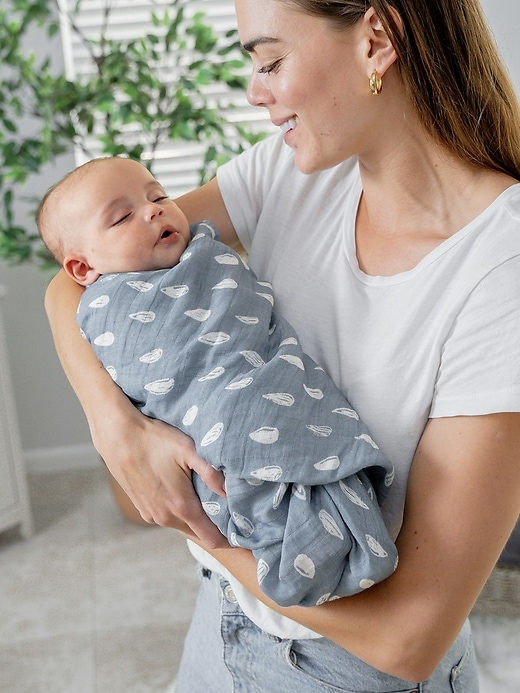 Image number 3 showing, Comfy Cubs Muslin Swaddle Blanket