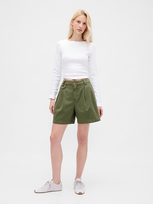Image number 1 showing, 6" Mid Rise Twill Pleated Trouser Shorts