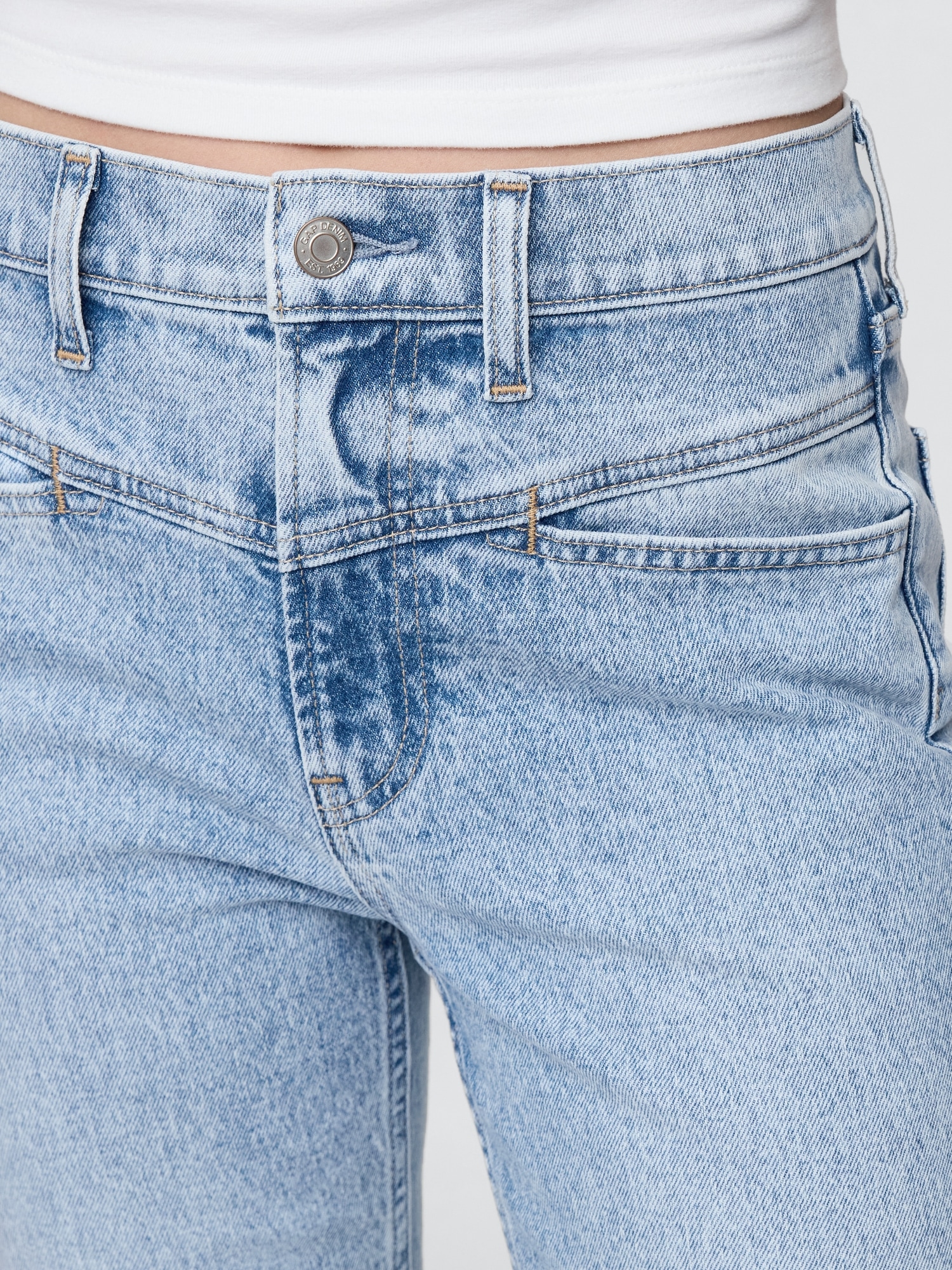 Image number 6 showing, High Rise Western '90s Slim Straight Jeans