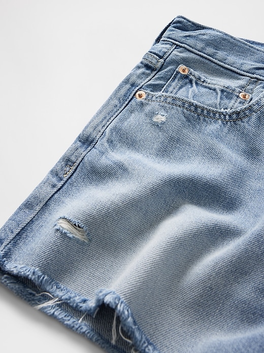 Image number 8 showing, 4" Mid Rise UltraSoft Relaxed Cutoff Shorts