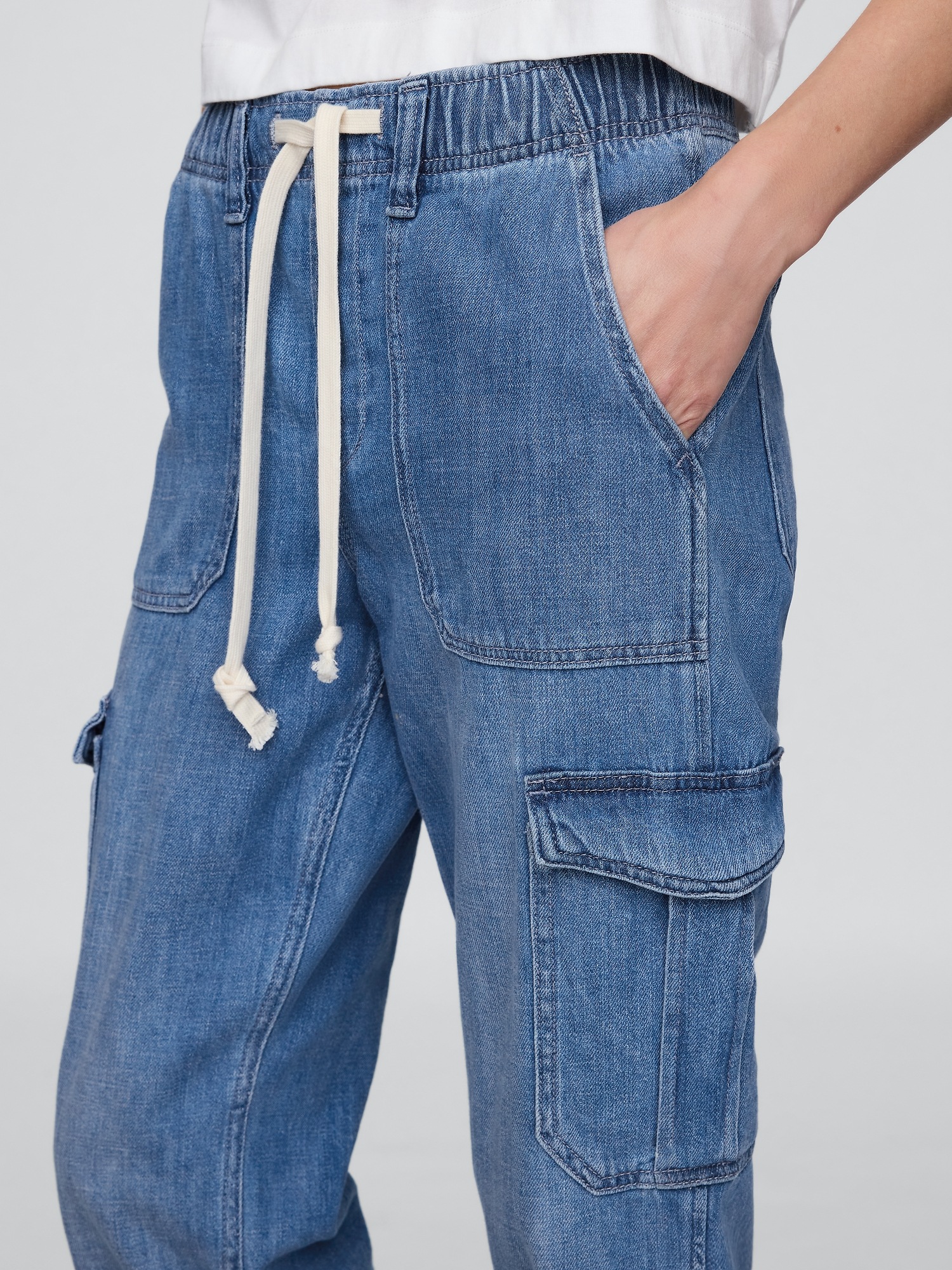 Женские джинсы Gap Denim Easy Cargo Joggers — фото 8