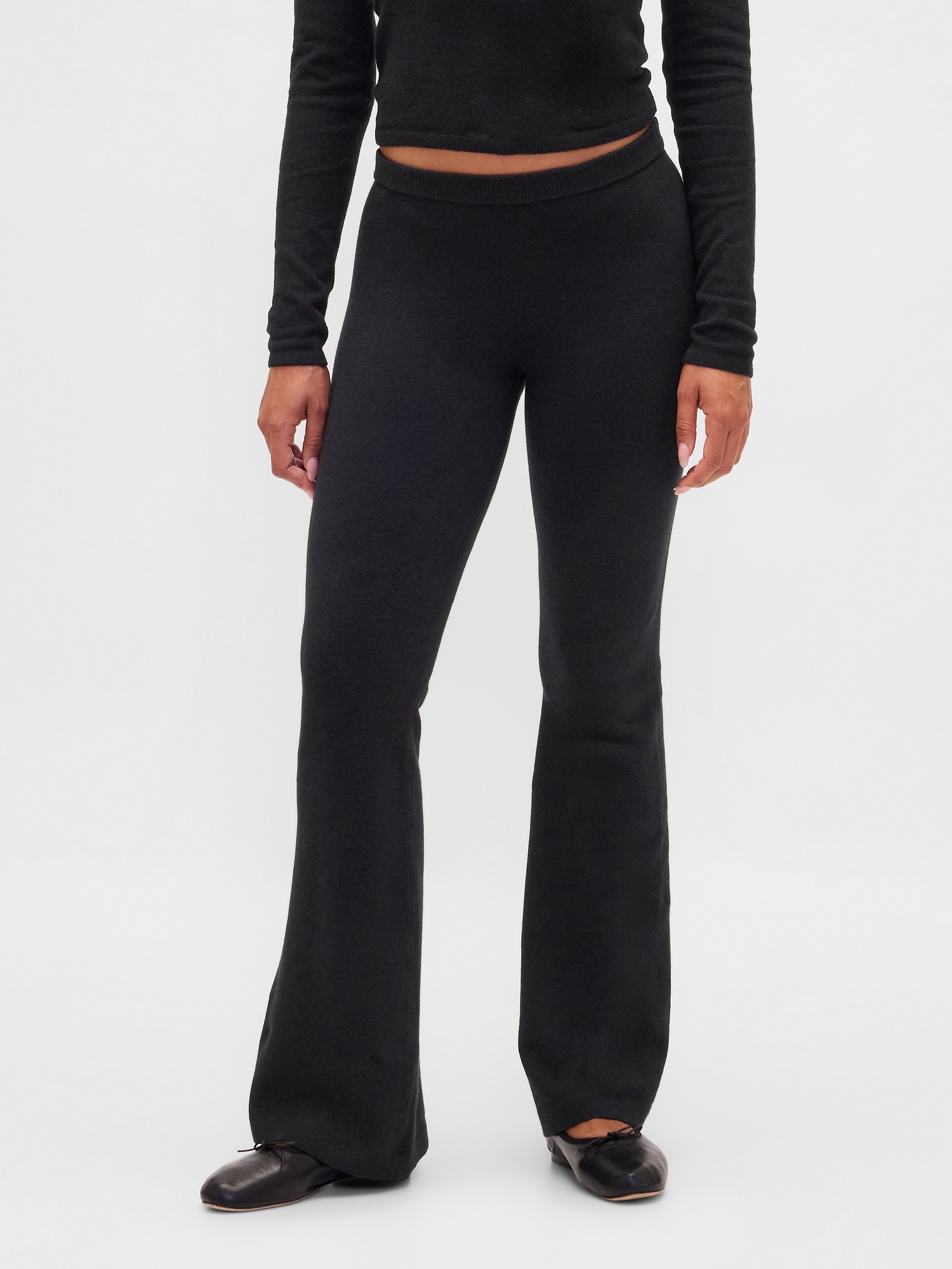 Женские брюки Gap CashSoft Stretch Flare, цвет: Чёрный — фото 2