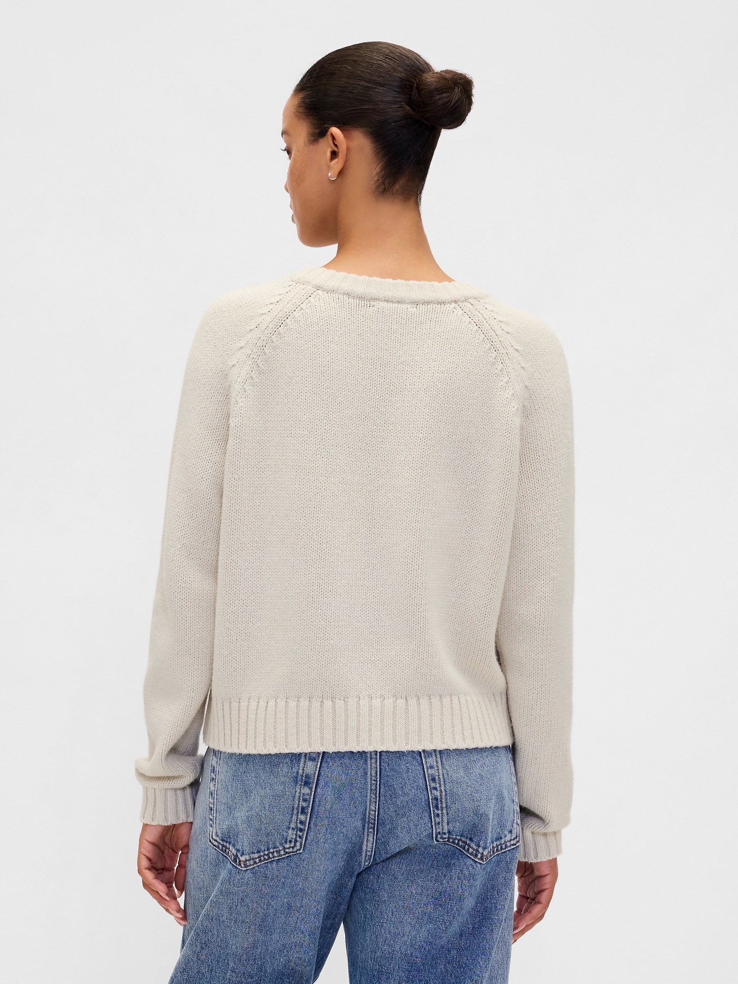 Женский свитер Gap Cotton-Blend Raglan Crewneck, цвет: Бежевый — фото 3