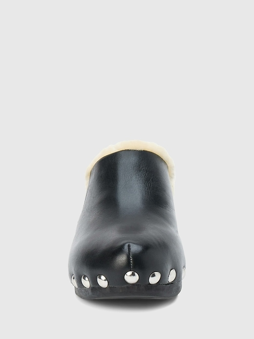Image number 4 showing, Mayfair Clog