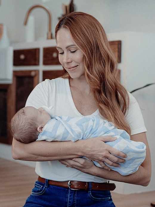 Image number 3 showing, Comfy Cubs Muslin Swaddle Blankets