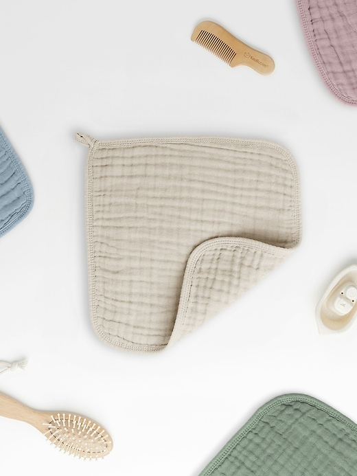 Image number 5 showing, Comfy Cubs Muslin Washcloths